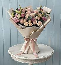 Букет цветов из:  Розы и Лизиантусы #REPLACE_PRED# Татарке