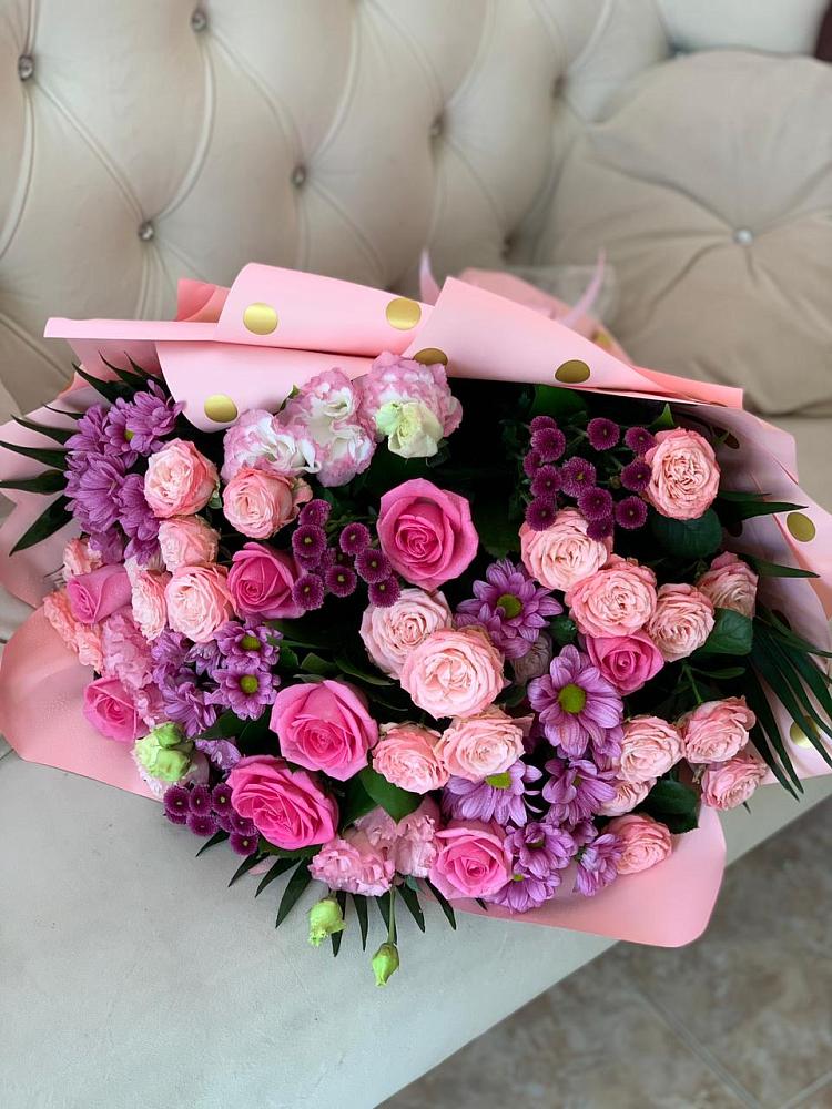 Букет цветов из: Хризантемы, Розы и Лизиантусы в Татарке