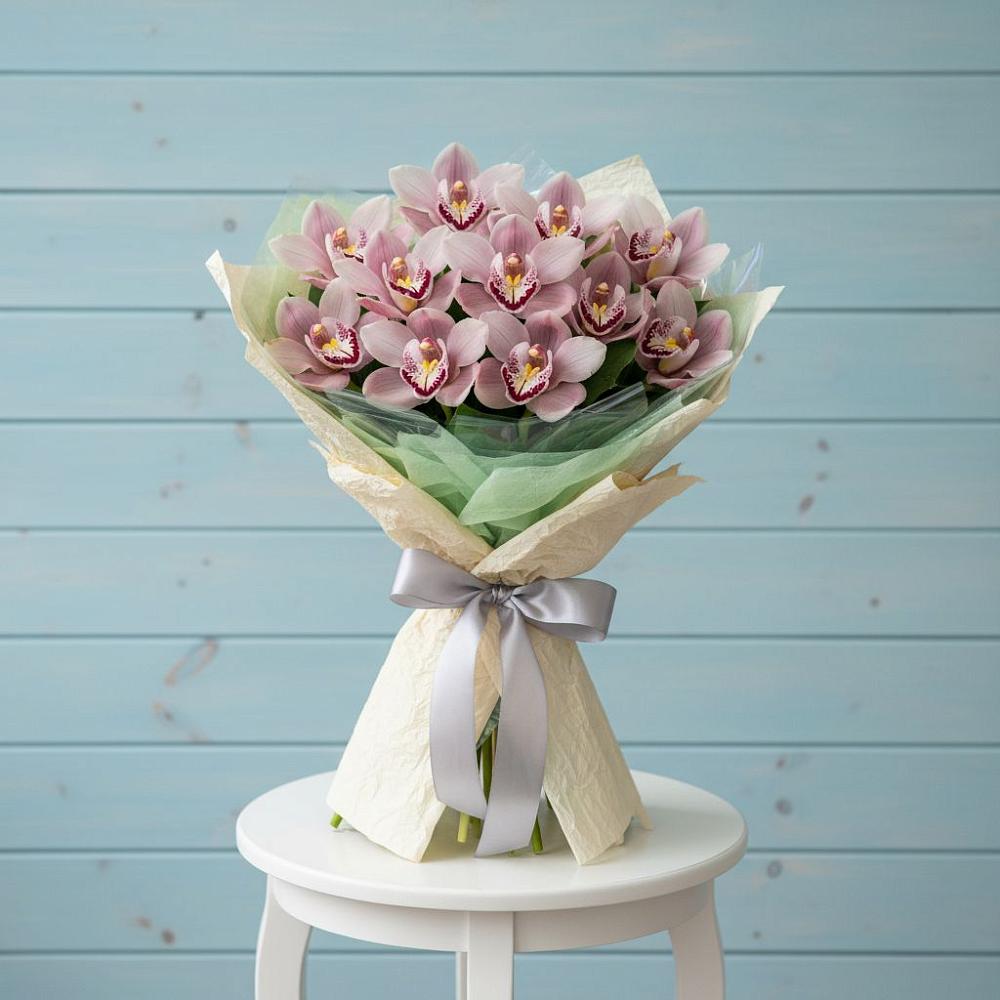 Букет цветов из: Орхидеи и Розы в Татарке