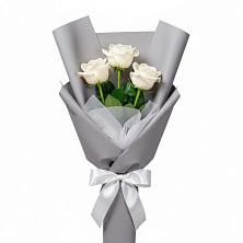 Букет 3 белые розы в Татарке