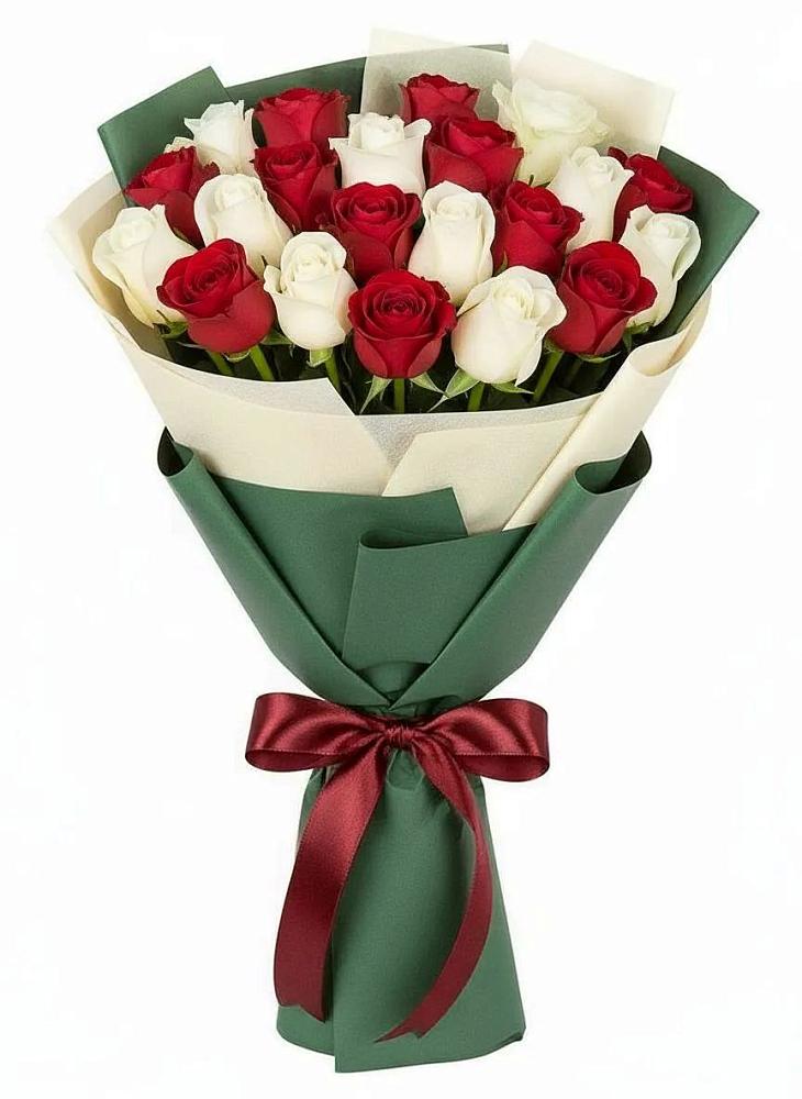 Букет Микс из красных и белых роз в Татарке