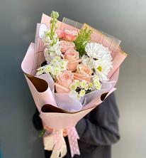 Букет цветов из:  Хризантемы и Розы в Татарке