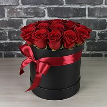 Цветочная композиция из Розы в шляпной коробке в Татарке