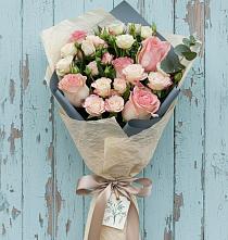Букет цветов из:  Розы в Татарке