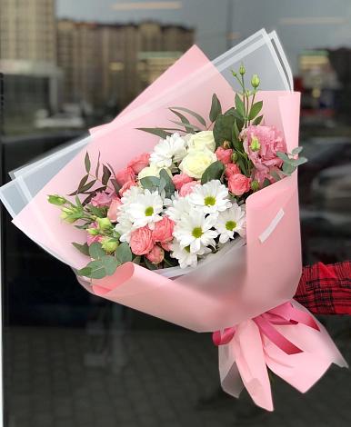 Букет цветов из: Розы, Лизиантусы и Хризантемы в Татарке