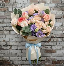 Букет цветов из:  Розы, Лизиантусы и Гвоздики в Татарке